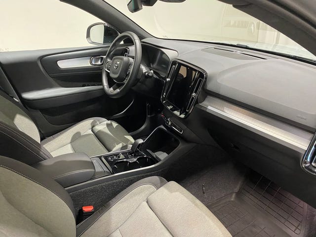 Volvo XC40 2025 – bild 2
