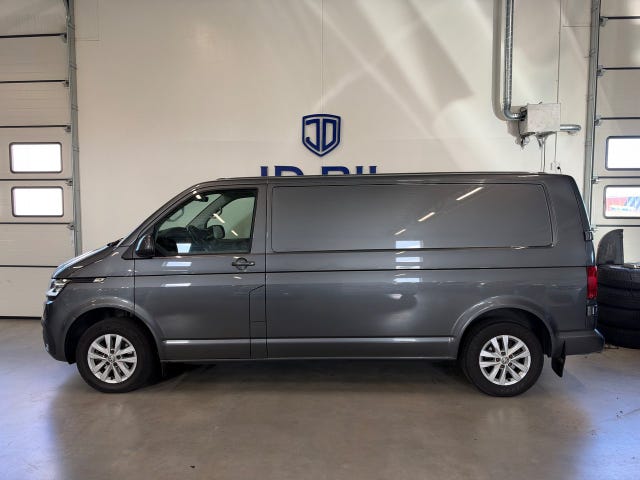 Volkswagen Transporter 2021 – bild 2