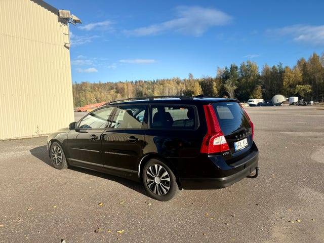 Volvo V70 2010