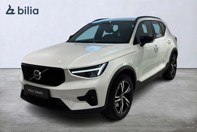 Volvo XC40 2025