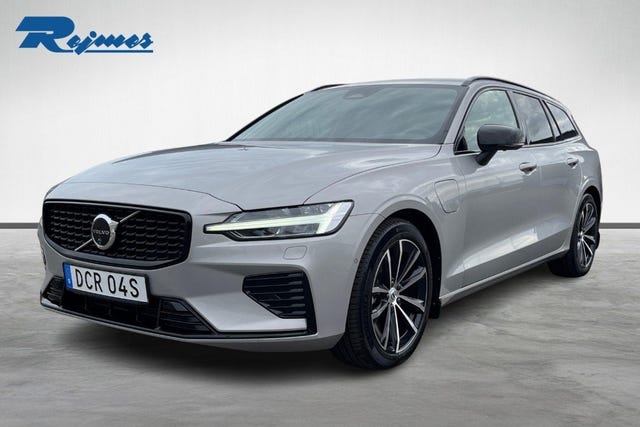 Volvo V60 2025