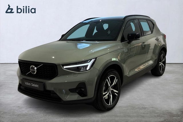 Volvo XC40 2025