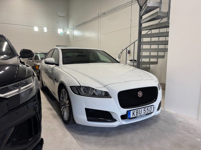 Jaguar XF 2016