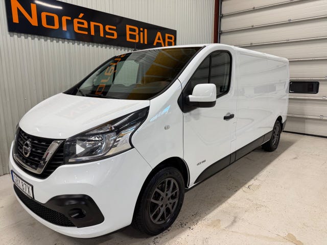 Nissan NV300 2020