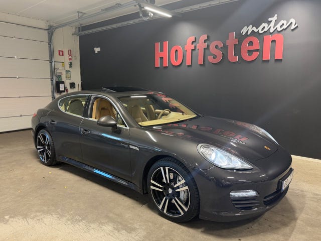 Porsche Panamera S 2012