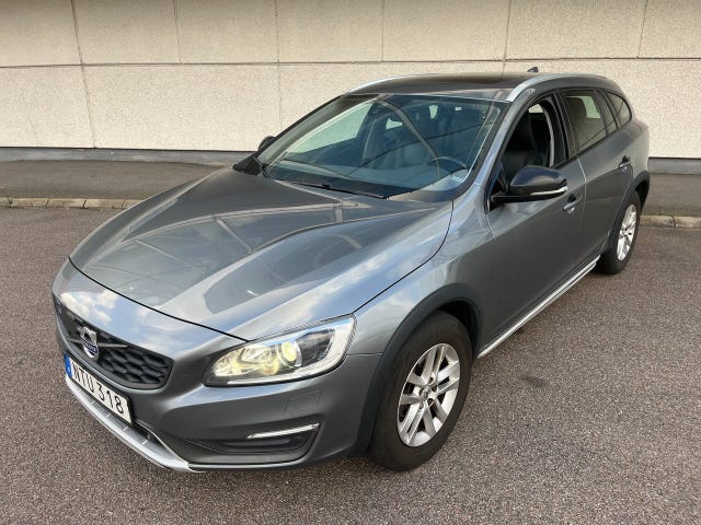 Volvo V60 Cross Country 2016 – bild 4