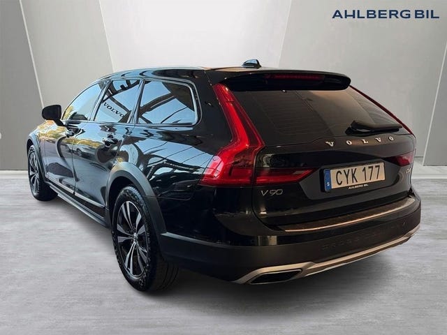 Volvo V90 Cross Country 2019 – bild 4