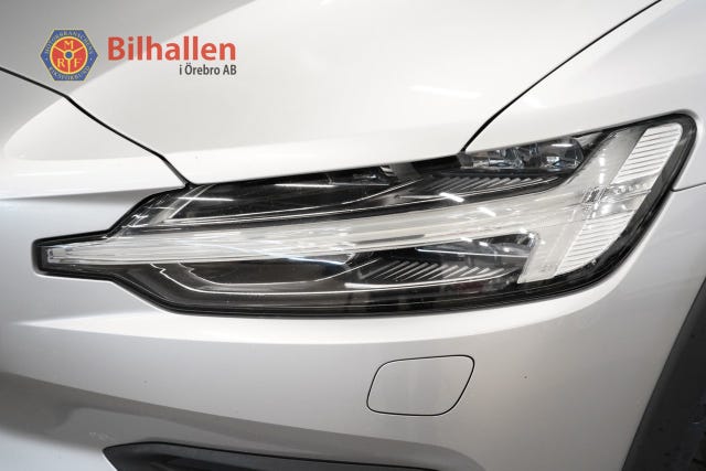 Volvo V60 Cross Country 2022 – bild 3