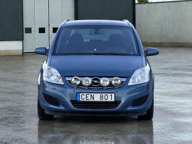 Opel Zafira — bild 3 av 12