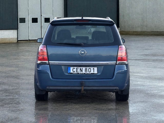Opel Zafira — bild 7 av 12