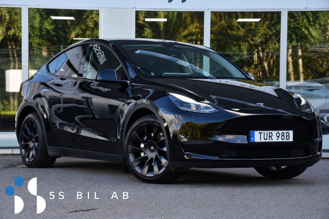 Tesla Model Y 2023