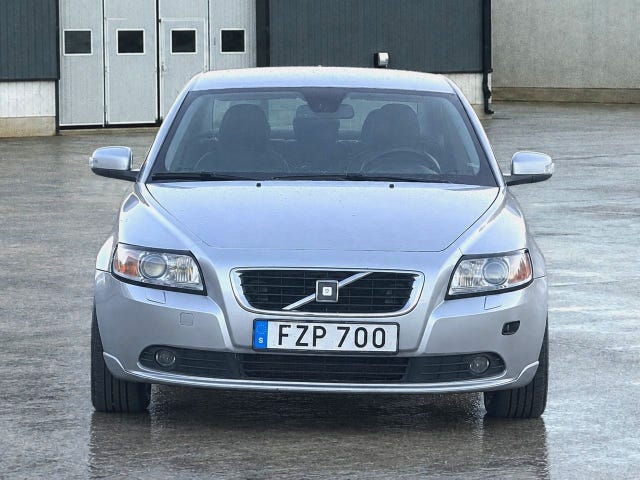 Volvo S40 — bild 2 av 11