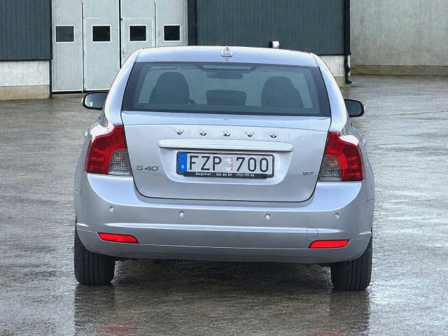 Volvo S40 — bild 7 av 11