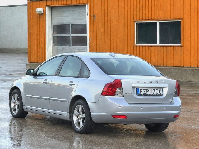 Volvo S40 — bild 9 av 11