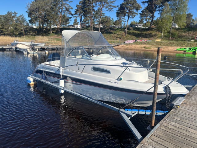Finnmaster 5700 WA med 100 HK Yamaha Fyrtakt