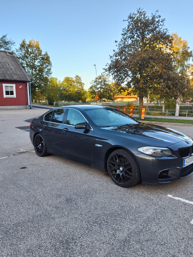 BMW 530d 2011 – bild 2