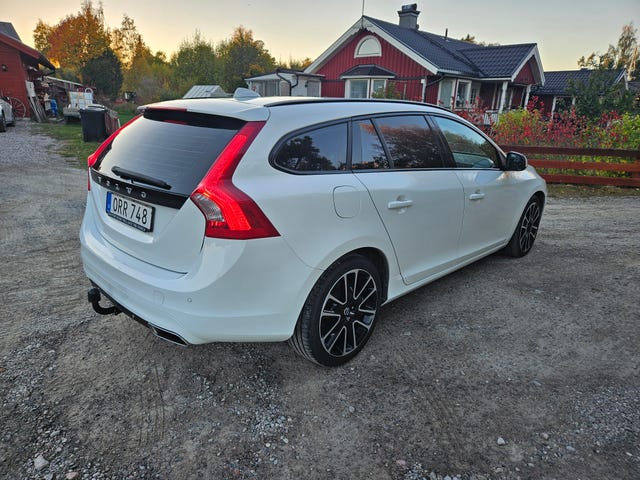 Volvo V60 2015 – bild 3