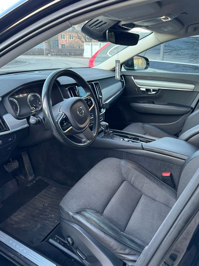 Volvo V90 2018 – bild 2