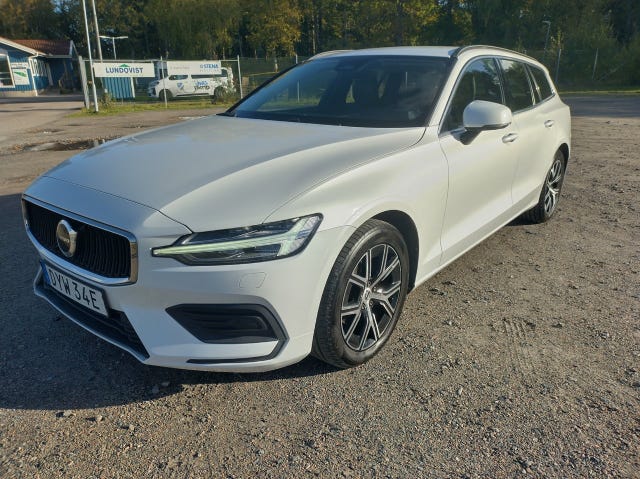 Volvo V60 2023