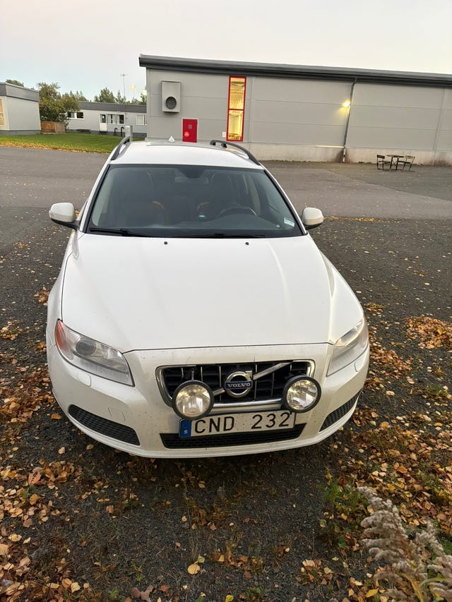 Volvo V70 2011