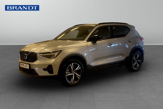 Volvo XC40 2026