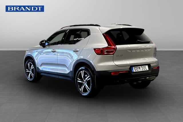Volvo XC40 2025 – bild 2