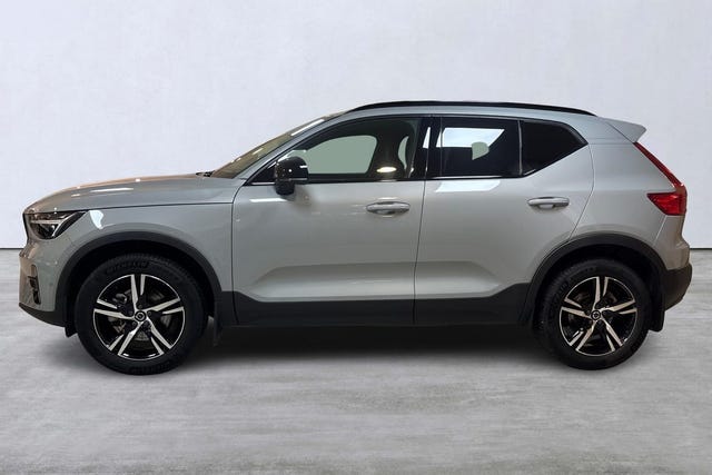 Volvo XC40 2025 – bild 2
