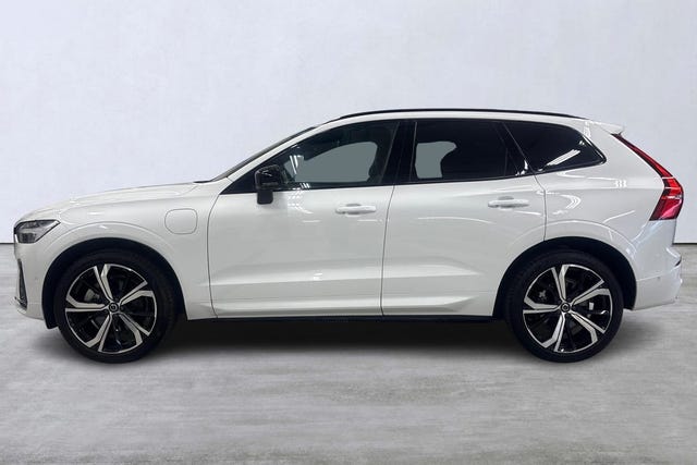 Volvo XC60 2025 – bild 2