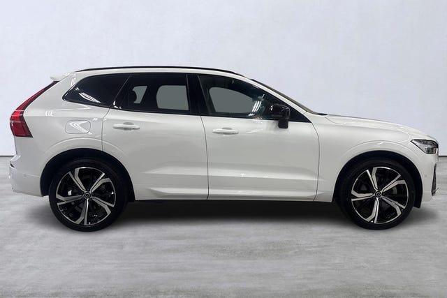 Volvo XC60 2025 – bild 3