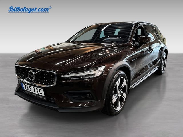 Volvo V60 Cross Country 2021