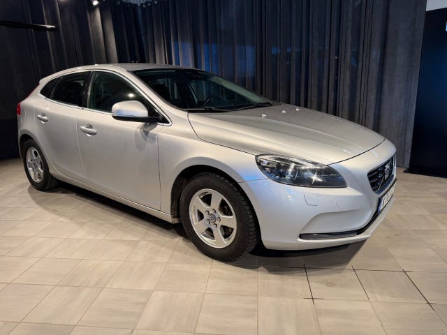 Volvo V40 2015 – bild 2