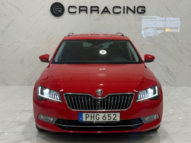 Skoda Superb 2018 – bild 2