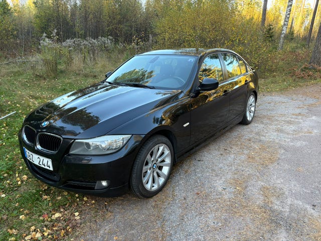 BMW 318d 2011