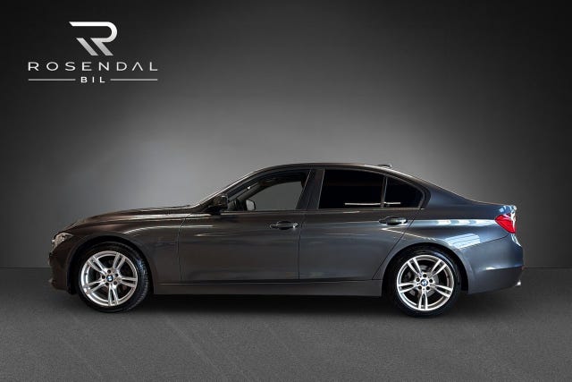 BMW 320d 2012 – bild 3