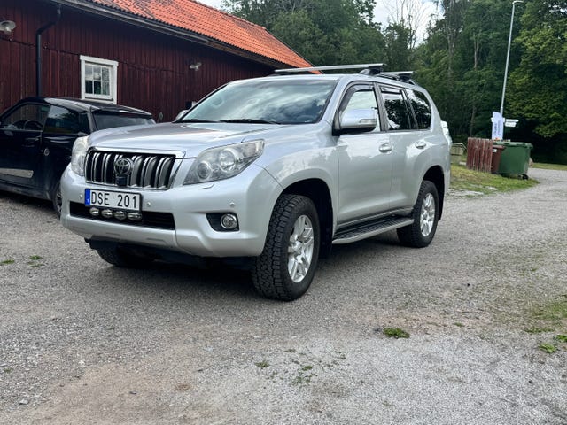 Toyota Land Cruiser 2013