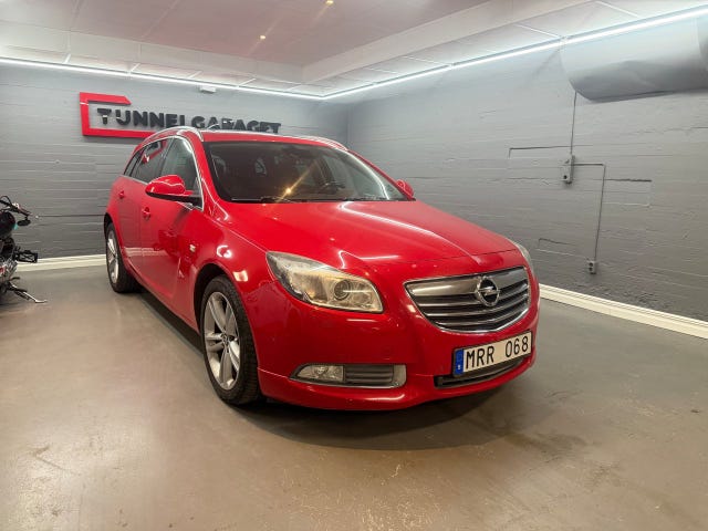 Opel Insignia 2011