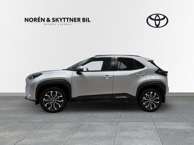 Toyota Yaris Cross 2025 – bild 3