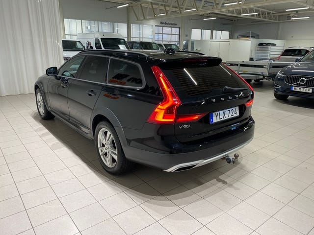 Volvo V90 Cross Country 2018 – bild 3