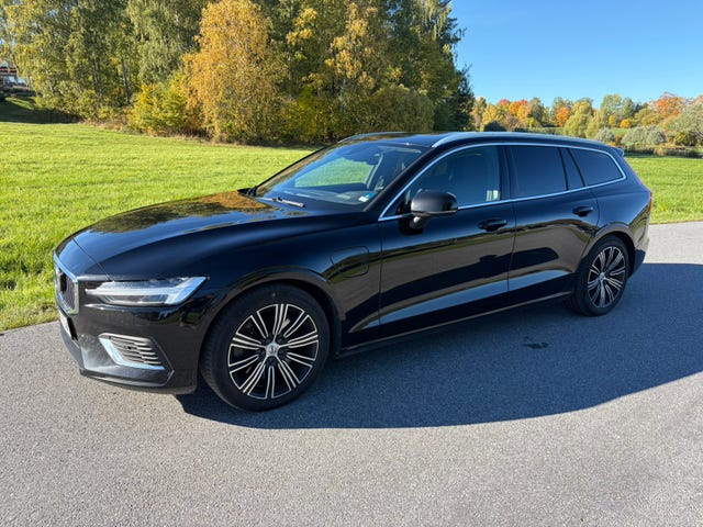 Volvo V60 2022