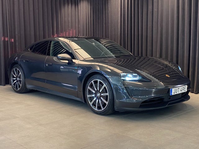 Porsche Taycan 2022