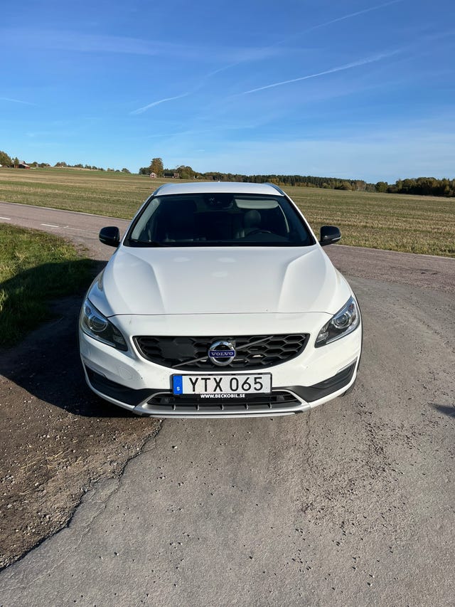 Volvo V60 Cross Country 2018