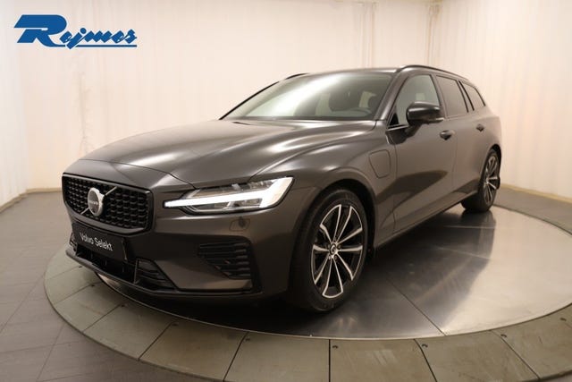 Volvo V60 2025
