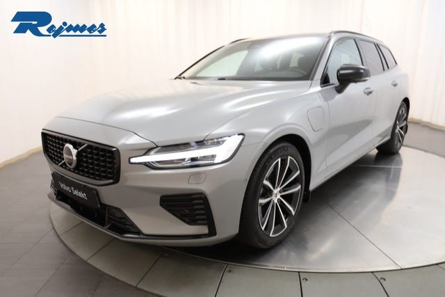 Volvo V60 2025
