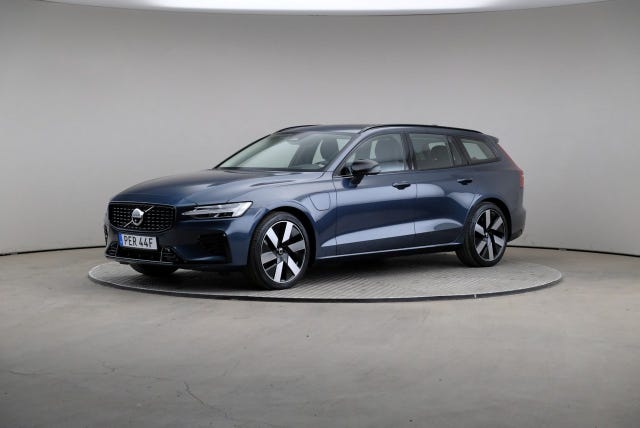 Volvo V60 2024