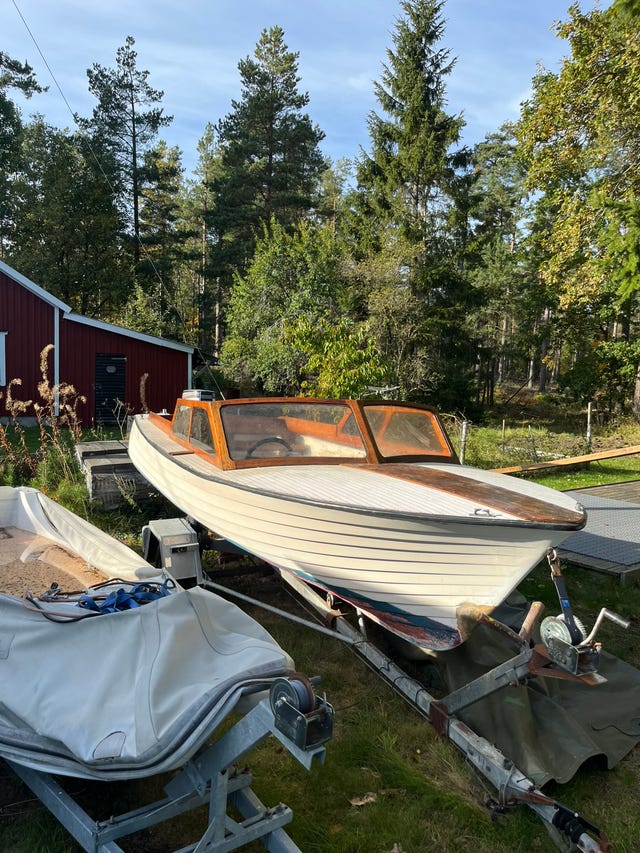 Motorbåt 55hk