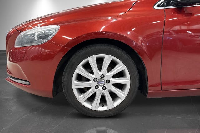 Volvo V40 2013 – bild 2