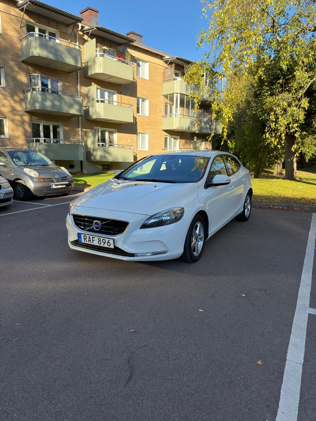 Volvo V40 2016 – bild 2