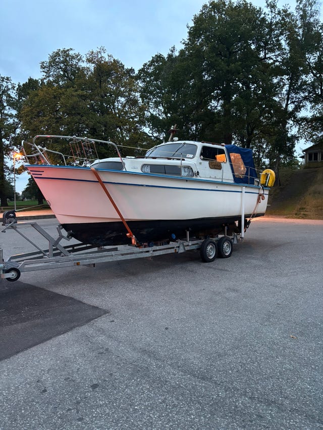 Albin 25 deluxe