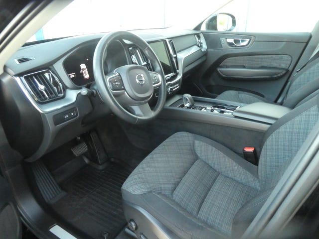 Volvo XC60 2023 – bild 4