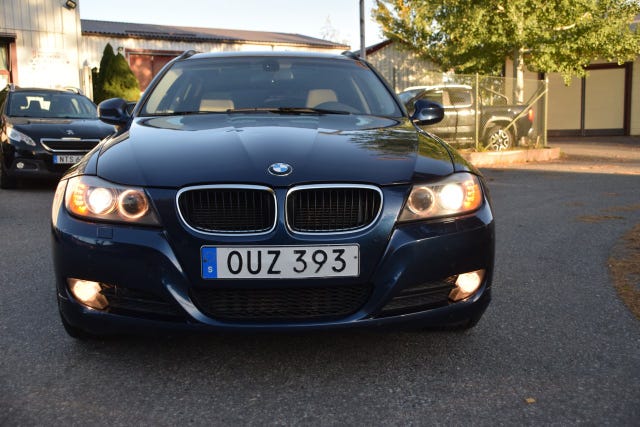 BMW 320d 2012 – bild 2